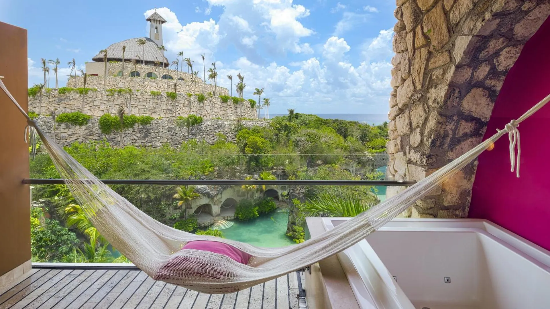 Hotel Xcaret Mexico All Parks All Fun Inclusive (Adults Only) Los Dos Compadres Mexico